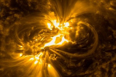 Der gigantische Sonnenfleck AR 12-19-2 ist 129.000 Kilometer breit